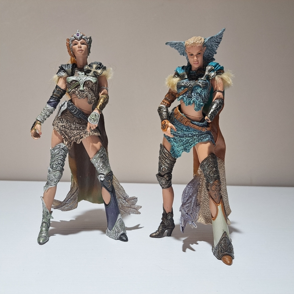 Mcfarlane Toys Dark Ages Spawn The Viking Age Valkeries DAMAGED